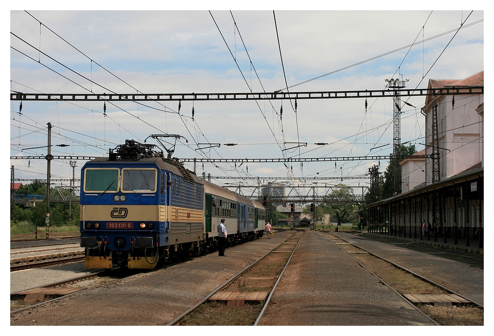 363 130 mit den Os7054 in Chomutov am 15.06.2013 