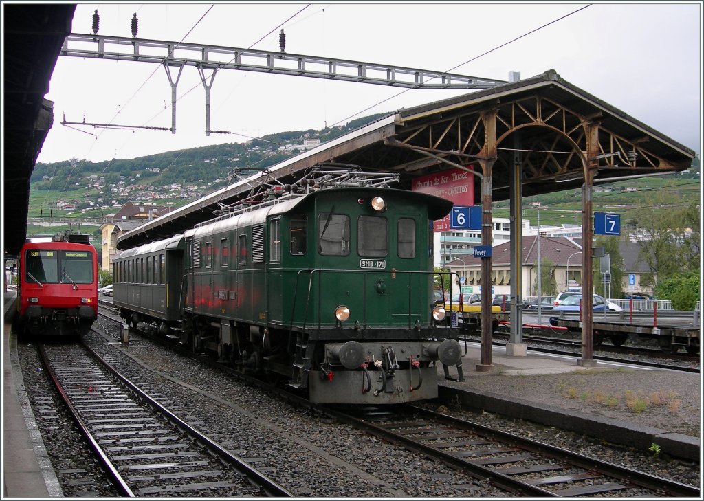 Die SMB Be 4/4 171 in Vevey. 
27.08.2011