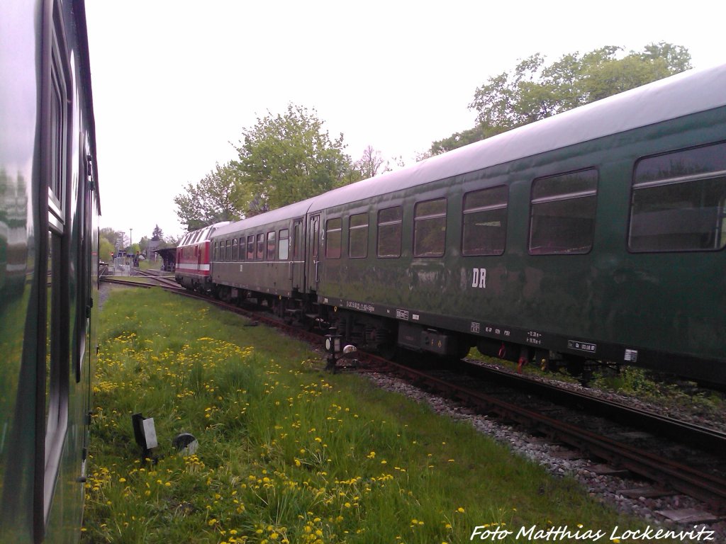 MTEG 118 770-7 bei der Einfahrt in den Bahnhof Putbus am 10.5.13