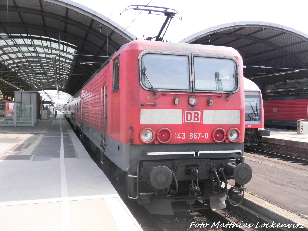 143 867 im Bahnhof Halle (saale) Hbf am 12.8.15