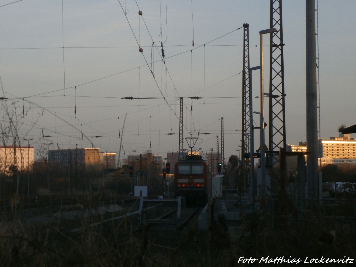 143 XXX-X als S7 mit ziel Halle-Trotha im Bahnhof Halle-Nietleben am 1.1.15