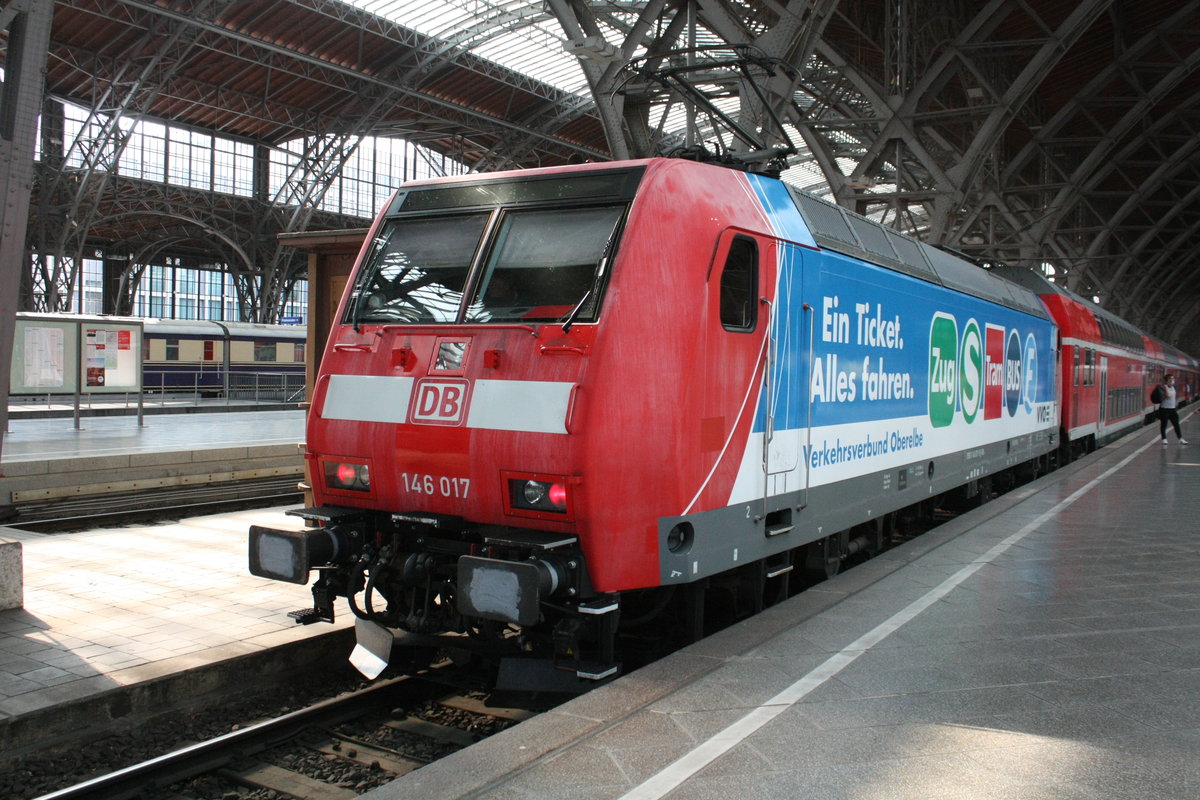 146 017 mit dem RE50 mit ziel Dresden Hbf im Bahnhof Leipzig Hbf am 12.9.20