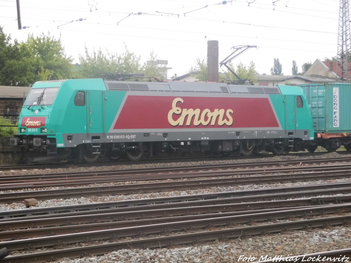 185 612-9 von Emons mit einem Gterzug beim einfahren in den Rbf Halle (Saale) am 13.6.15
