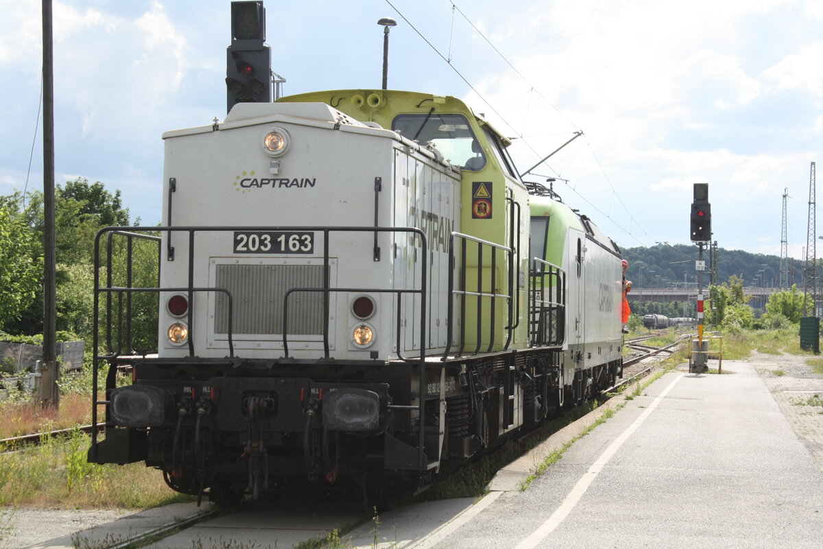 203 163 der ITL/Captrain beim Rangieren im Bahnhof Pirna am 6.6.22