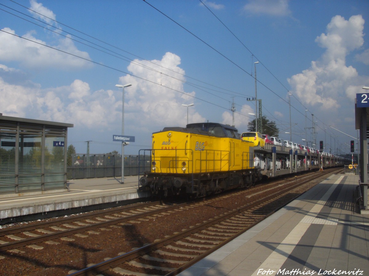 203 737  FALKE  der BLG mit einen Autotransportzug beim Durchfahren des Bahnhofs Falkenberg (Elster) 7.9.14