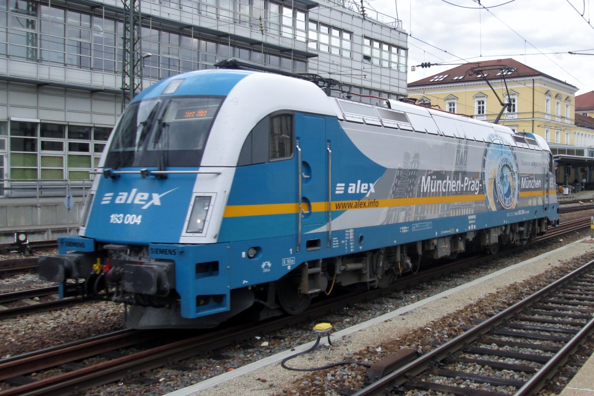 ALEX 183 004 lauft am 17 September 2015 um in Regensburg Hbf.