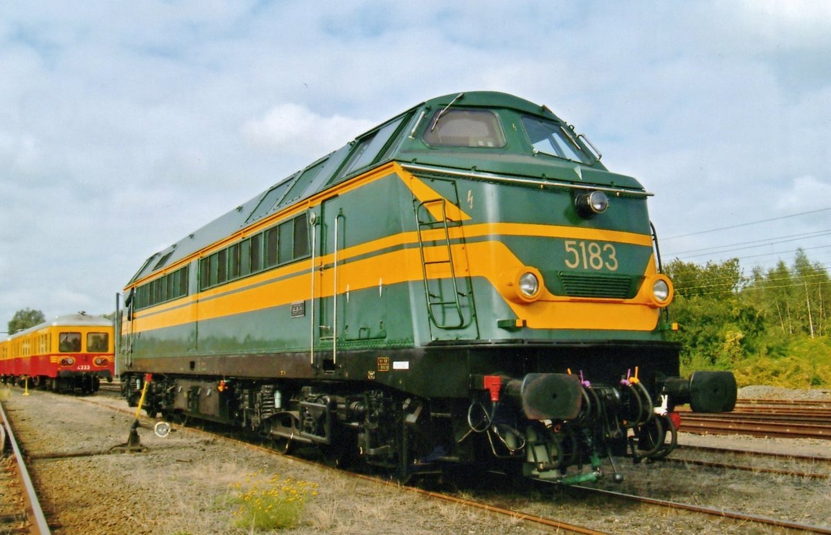 Am 12 September 2009 steht 5183 bei der PFT-TSP in Saint-Ghislain.