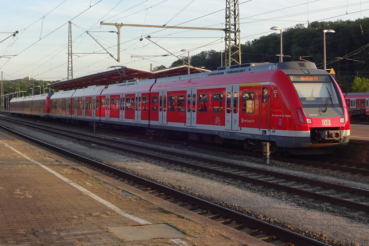Am 13 September 2019 steht 430 022 in Plochingen.