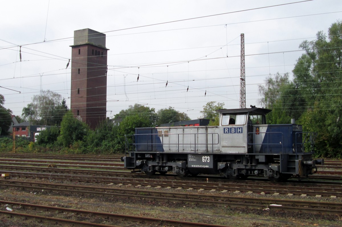 Am 19 September 2014 bereitet RBH 673 sich in Gladbeck West für der nächsten Einsatz vor.