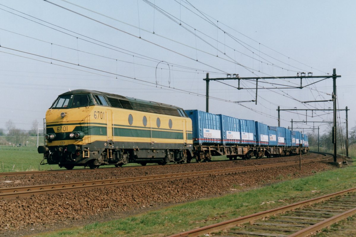 Am 2 April 1999 treft ACTS/HUSA 6701 in Hoogeveen ein. 