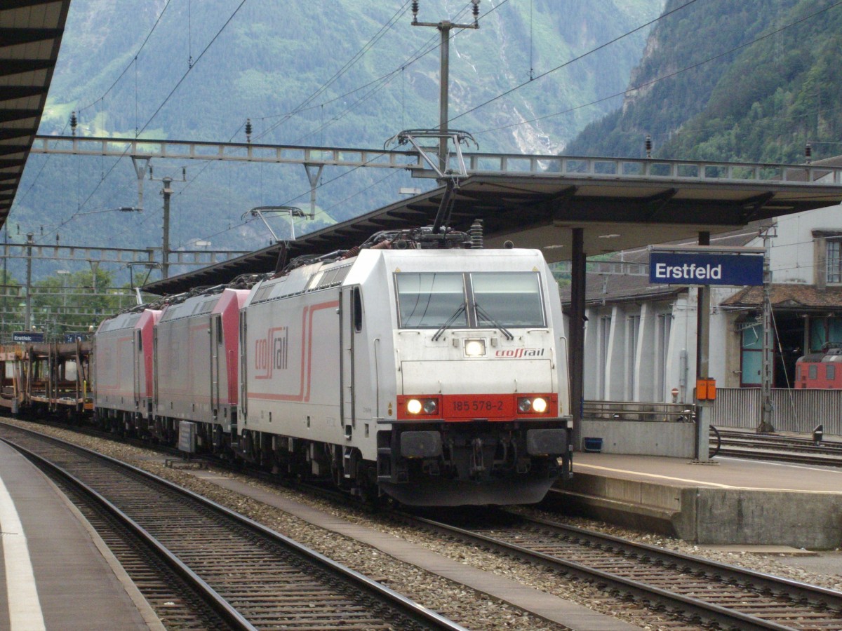 Am 21 September 2010 verlässt Crossrail 185 578 Erstfeld.