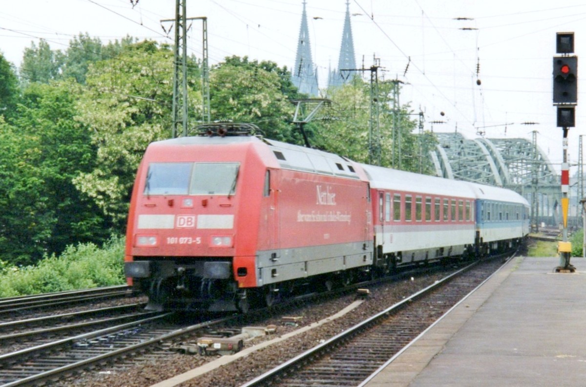 Baden-Wrttemberg? Nein, Kln-Deutz mit 101 073 am 13 April 2000.