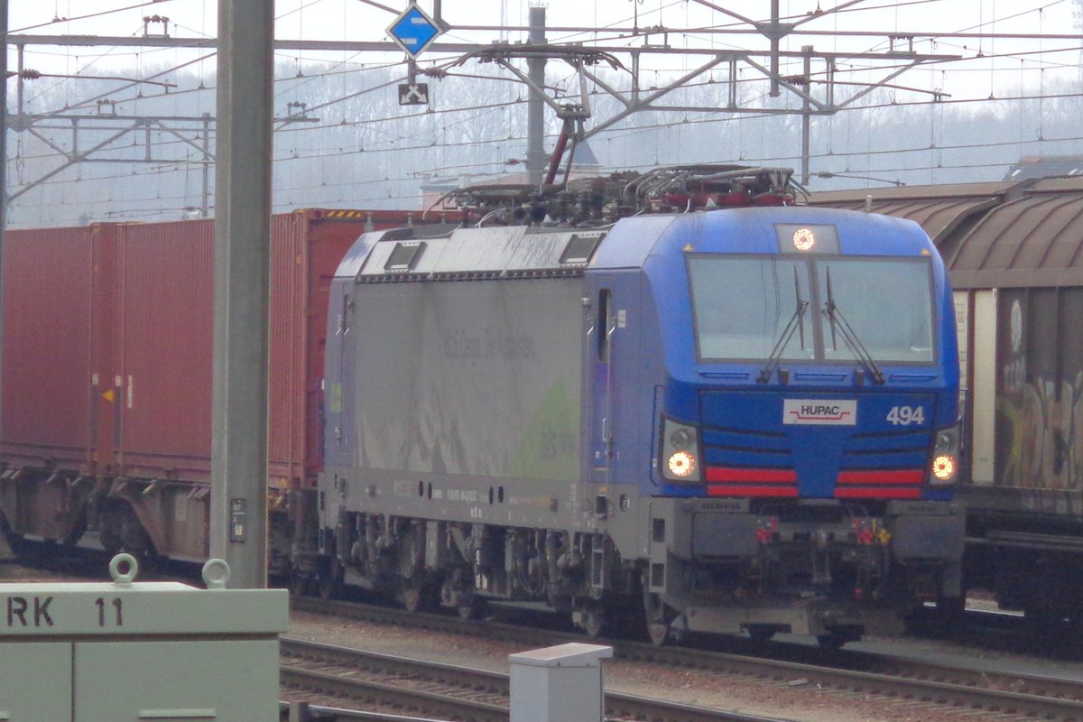 BLS 193 494 wartet in Venlo auf die weiterfahrt am 24 März 2019.