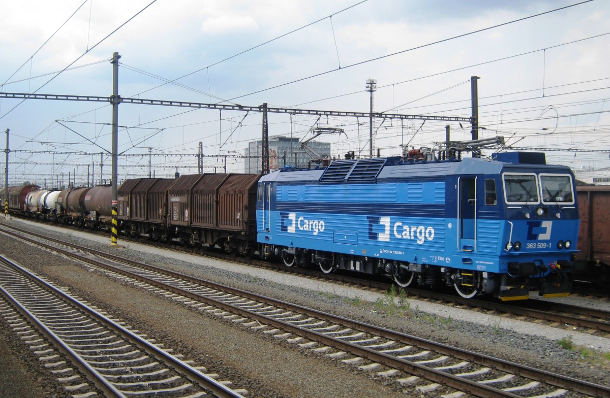 CD 363 509 steht in Praha-Liben am 13 Mai 2012.
