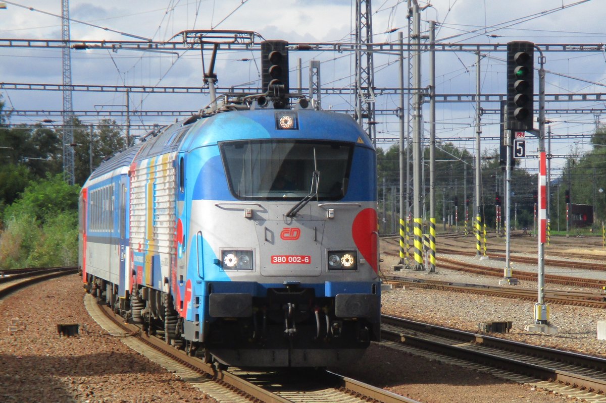 CD 380 002 fahrt am 15 September 2016 in Tabór ein.