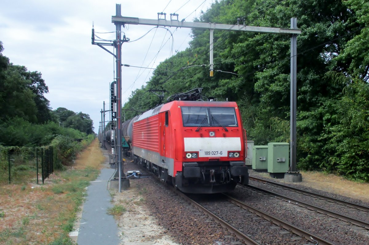 DB 189 027 durcheilt am 29 Juli 2018 Tilburg-Universiteit.
