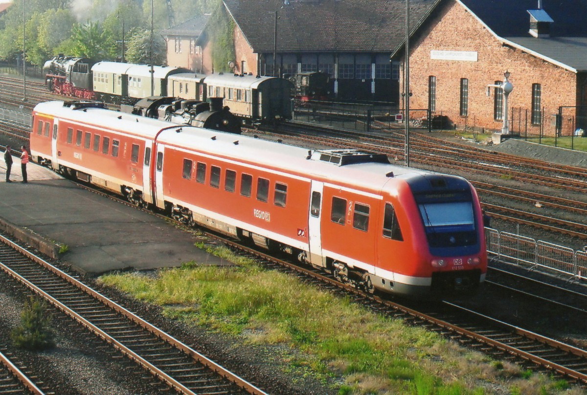 DB Regio 612 519 treft am 22 Mai 2010 in Neuenmarkt-Wirsberg ein.