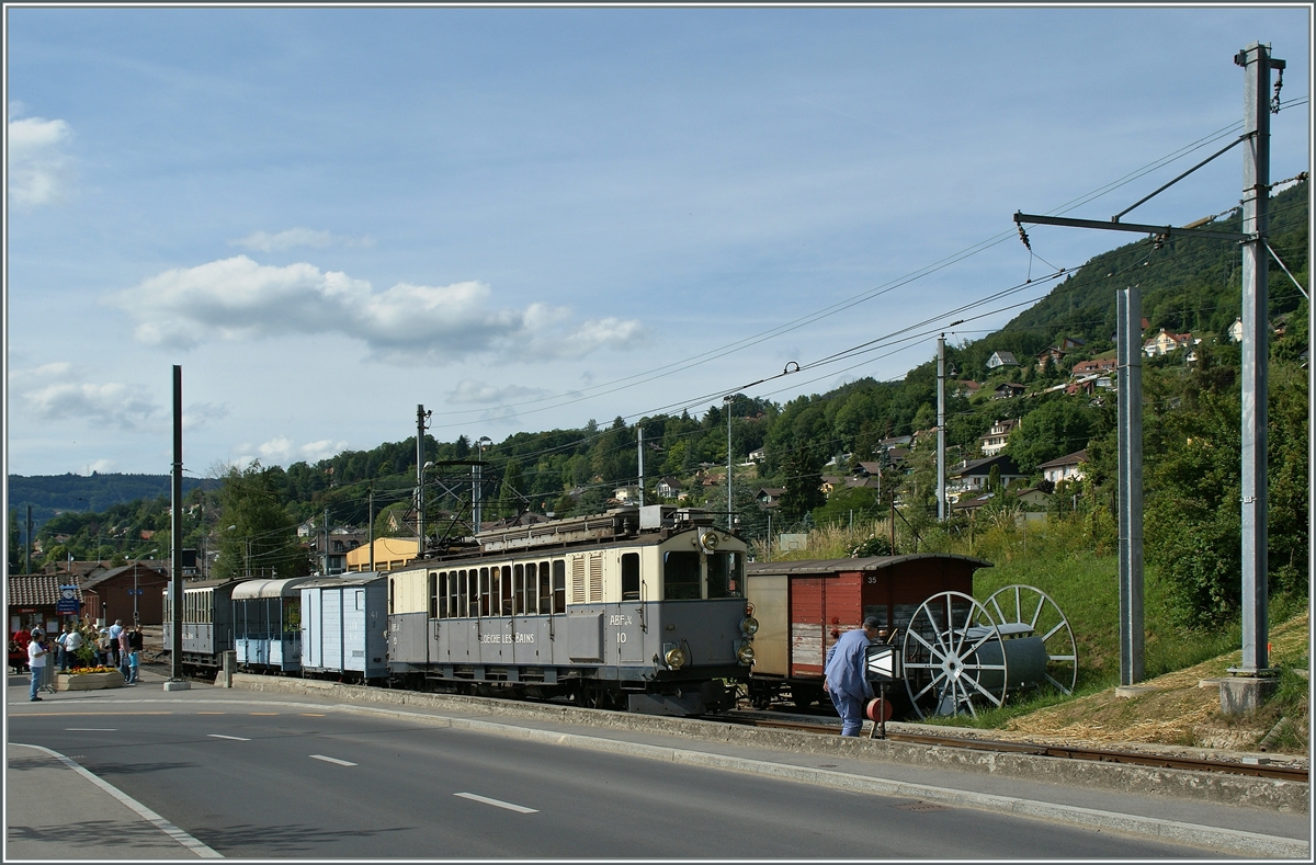 Der alte Leuckerbadbahn LLB Treibwagen seiner Strecke seit vielne Jahren beraubt (Buserstatz) ist hin und wieder bei der B-C im Einsatz. 
12.06.2012