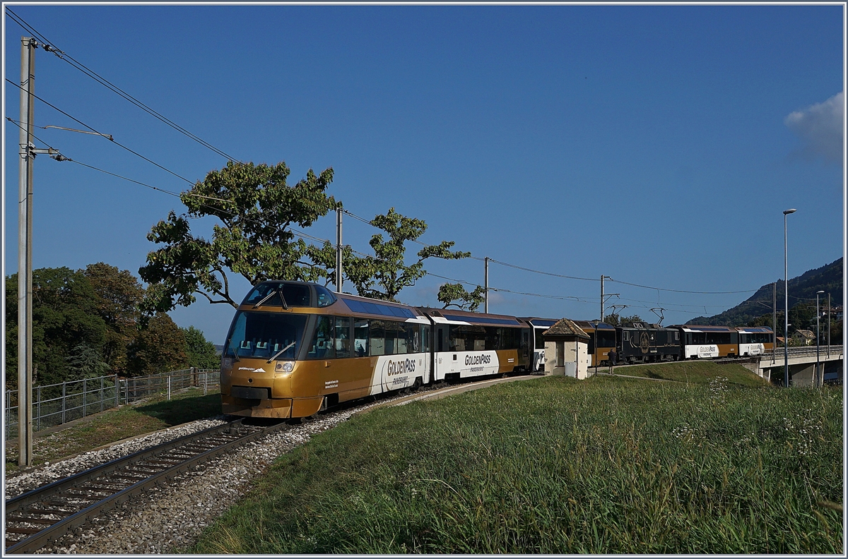 Der MOB Panoramic Express bei Châtelard VD.
15. Sept. 2018