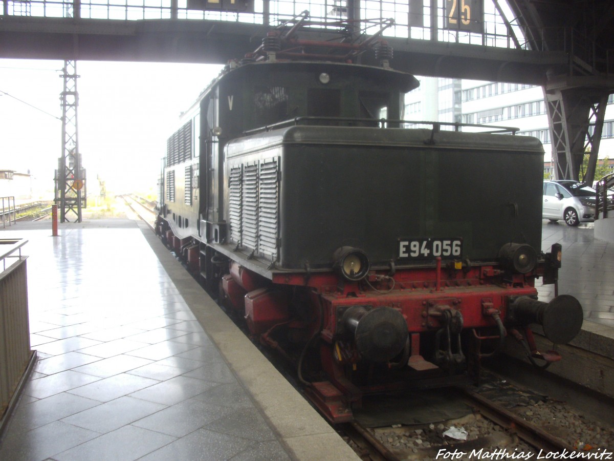 E94 056 abgestellt auf dem Museumsgleis im Bahnhof Leipzig Hbf am 8.9.14