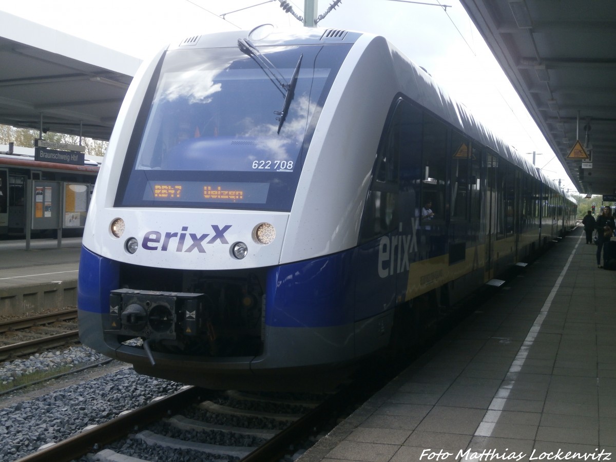 Erixx 622 708 / 208 mit 622 213 / 713 im Bahnhof Braunschweig am 30.4.15