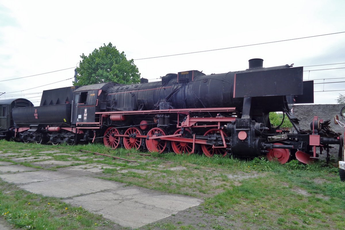 Ex-DRG 52er Ty2-38 steht am 1 Mai 2018 in Jaworzyna Slaska. 