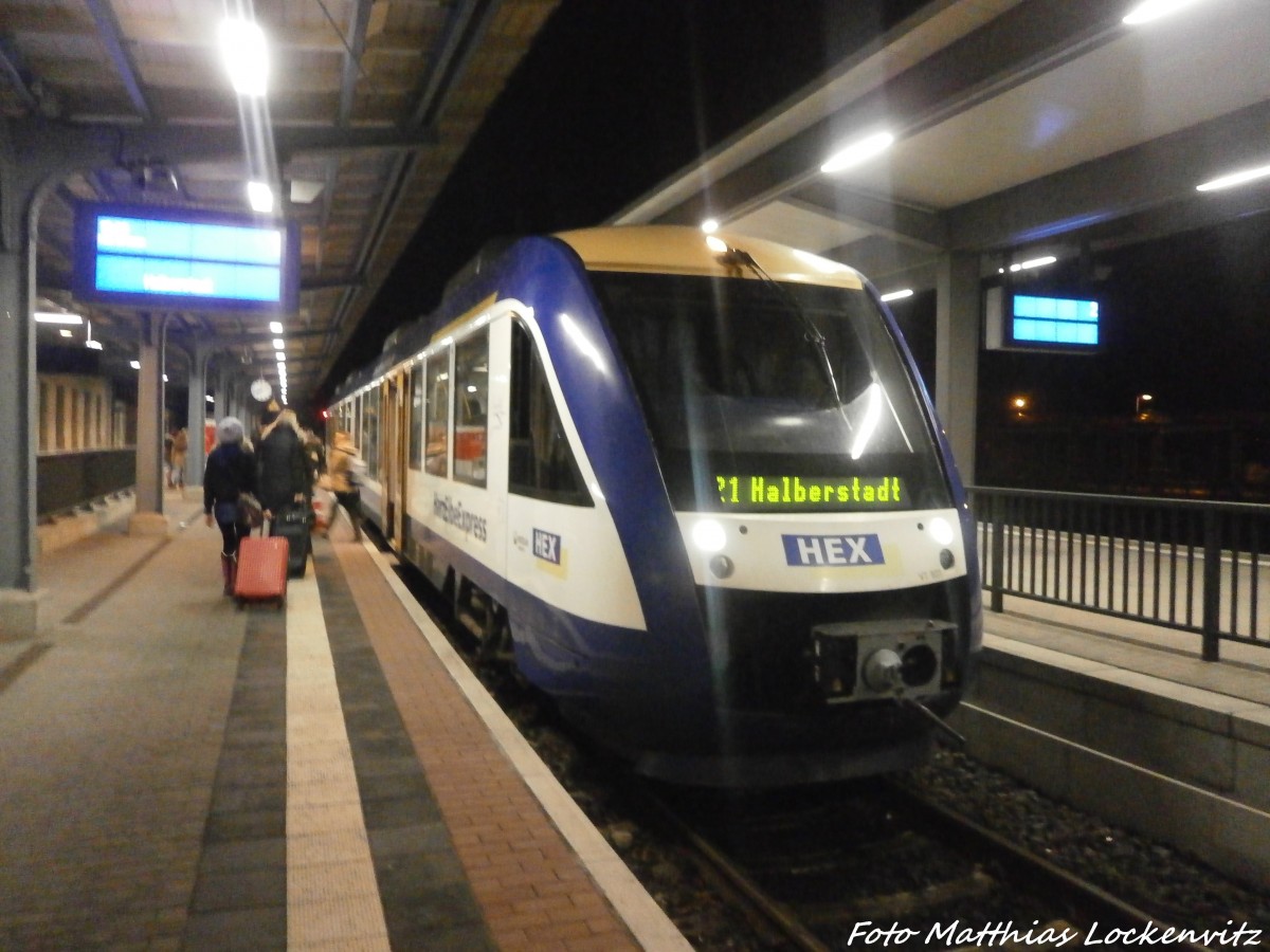 HEX VT 801 mit ziel Halberstadt im Bahnhof Wernigerode am 21.12.14