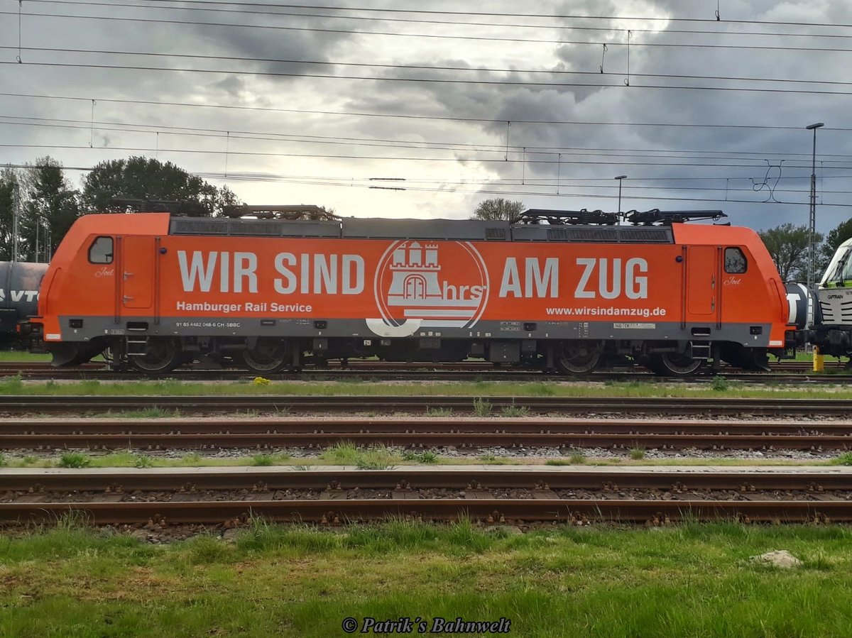 HRS 482 048 abgestellt im Rbf. Hamburg-Hohe Schaar am 03.05.2019