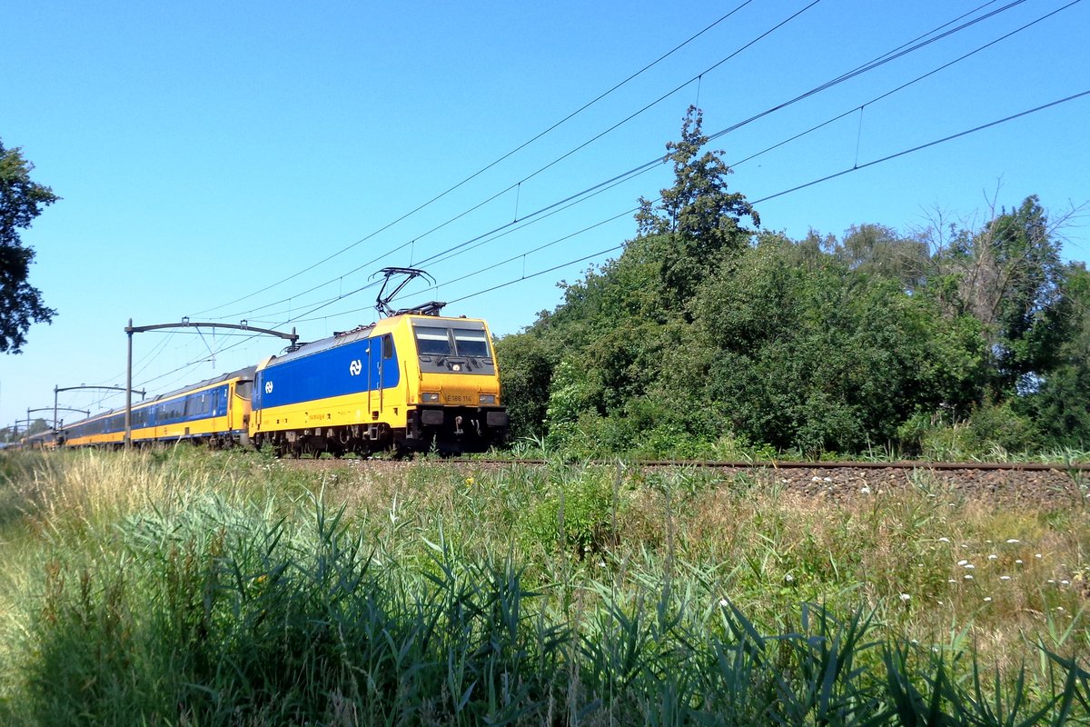 IC-Direct mit 186 114 durchfahrt Oisterwijk am 28 Juni 2019. 
