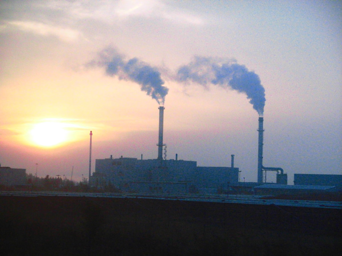 Industriegebiet Delitzsch mit der Morgensonne am 18.10.17