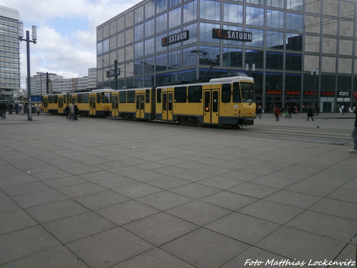 KT4D der BVG am Alexanderplatz Berlin  am 28.2.15