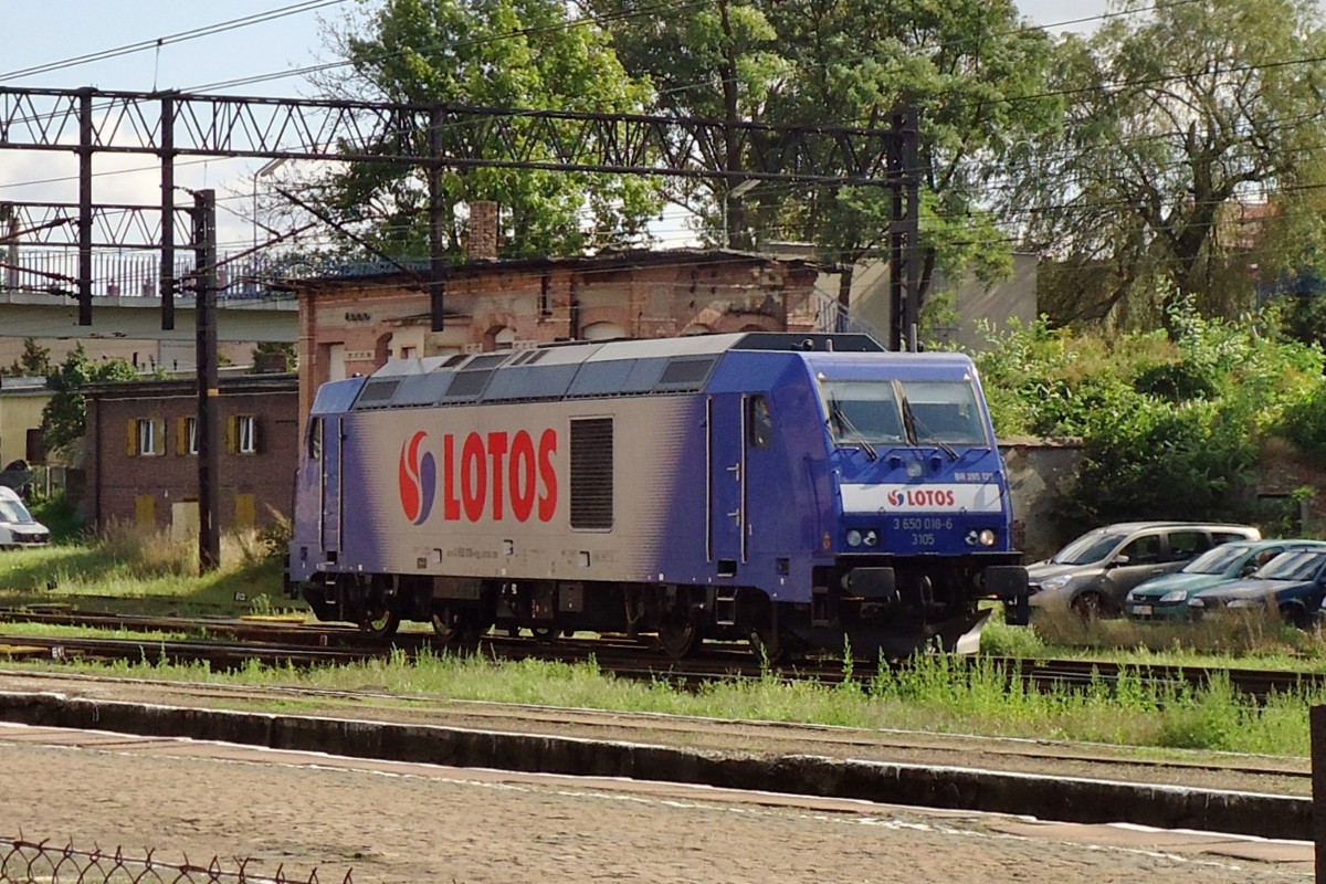 LOTOS Kolej mietet u.A. 650 018 von Alpha Trains an, hier in Wegliniec am 23 september 2014.