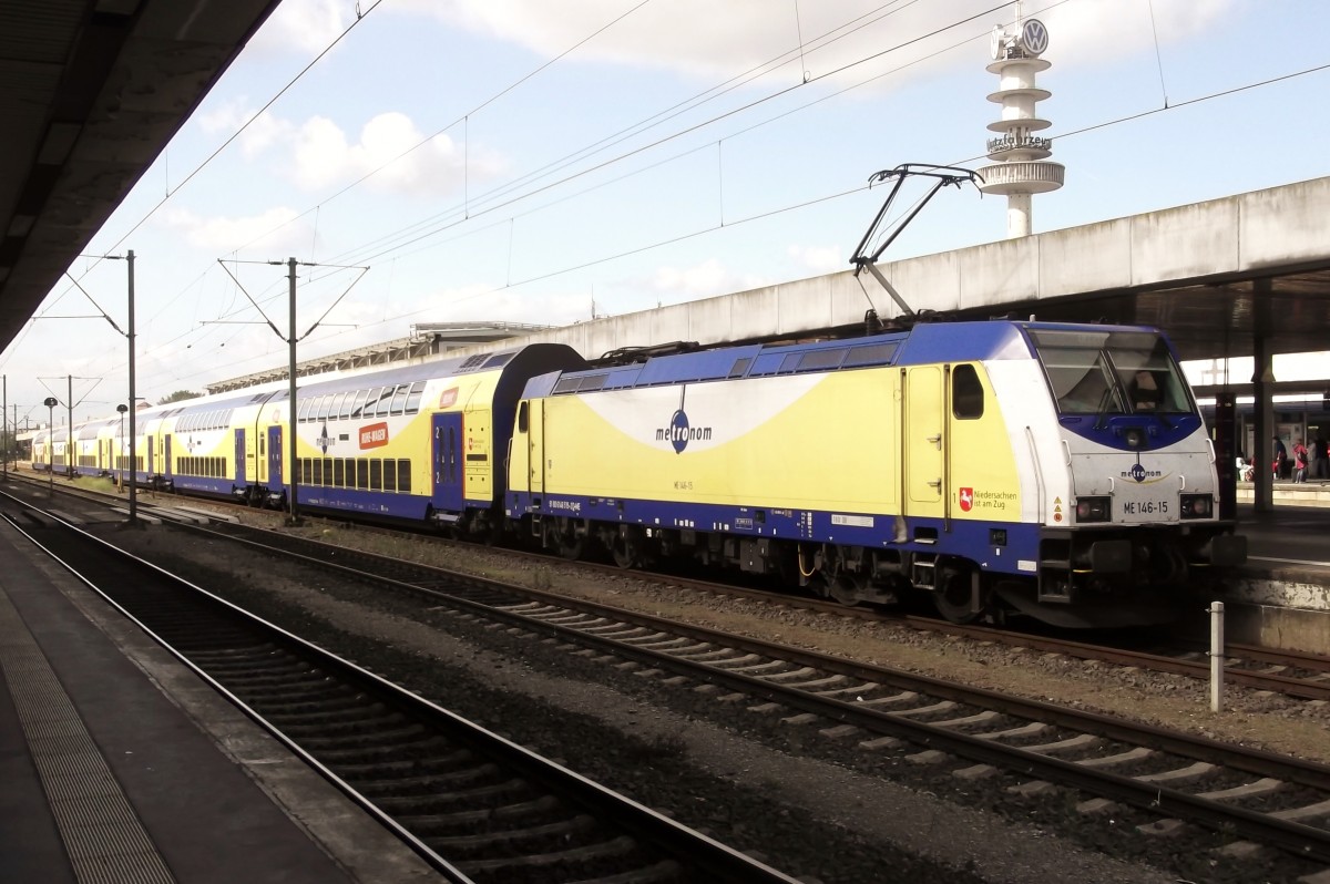 Metronom 146-15 steht am 8 September 2015 in Hannover Hbf.