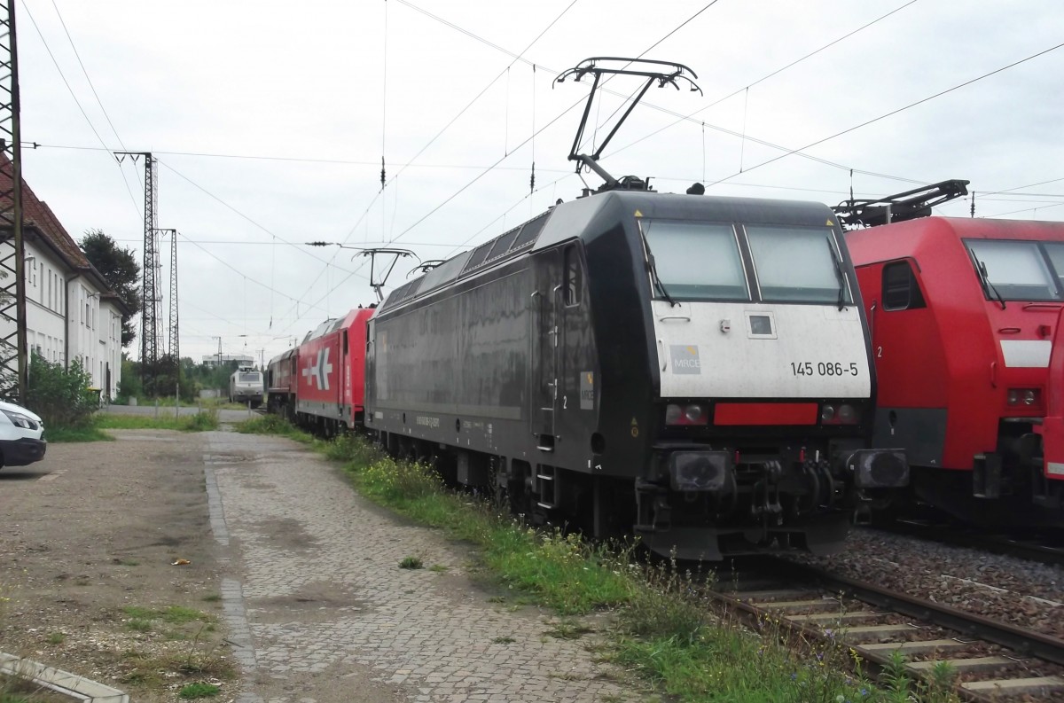 MRCE 145 086 steht am 20 September 2015 in Grosskorbetha.