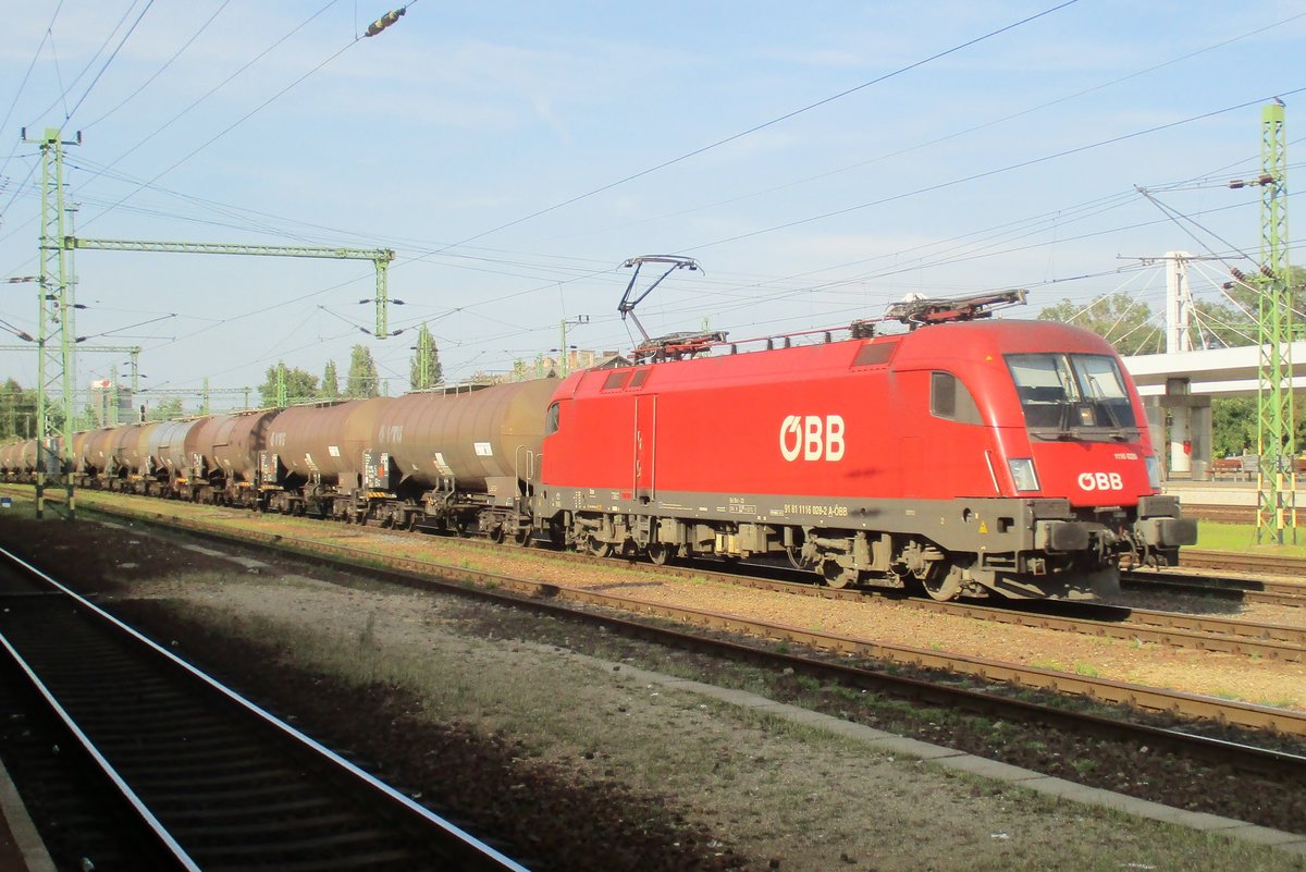 ÖBB 1116 028 durchfahrt am 10 September 2018 Kelenföld. 