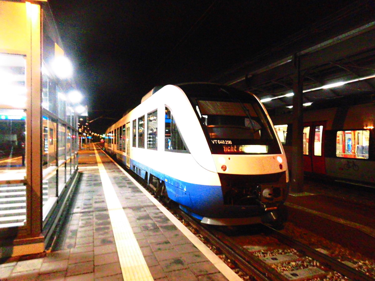 OLA VT 704 (648 298/798) im Bahnhof Halle (Saale) Hbf am 7.1.18