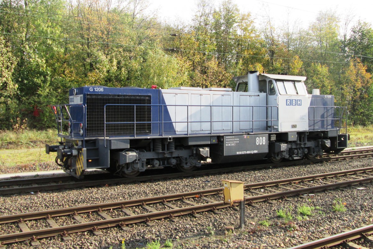 RBH 808 steht am 31 Oktober 2013 in Recklinghausen Hbf.