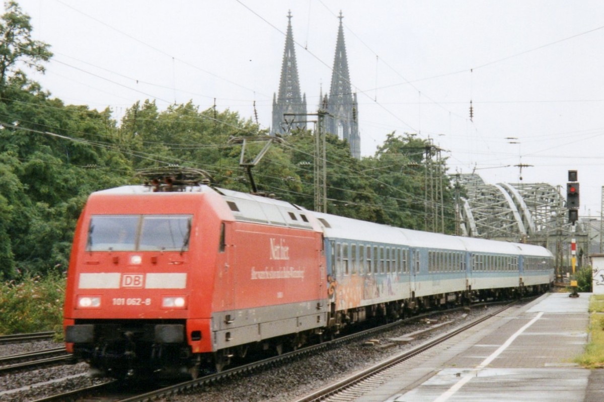 Scanbild von 101 062 mit IR nach Emden in Kln Deutz am 13 Februar 2000.