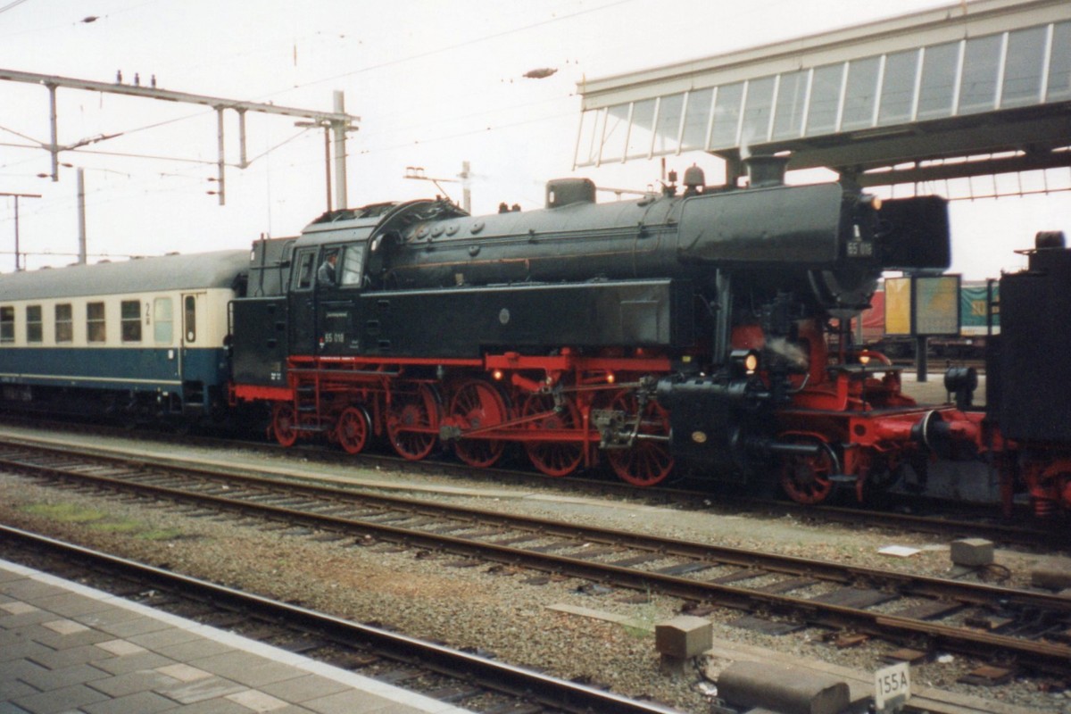 Scanbild von 65 018 in Venlo am 4 Juni 1997.