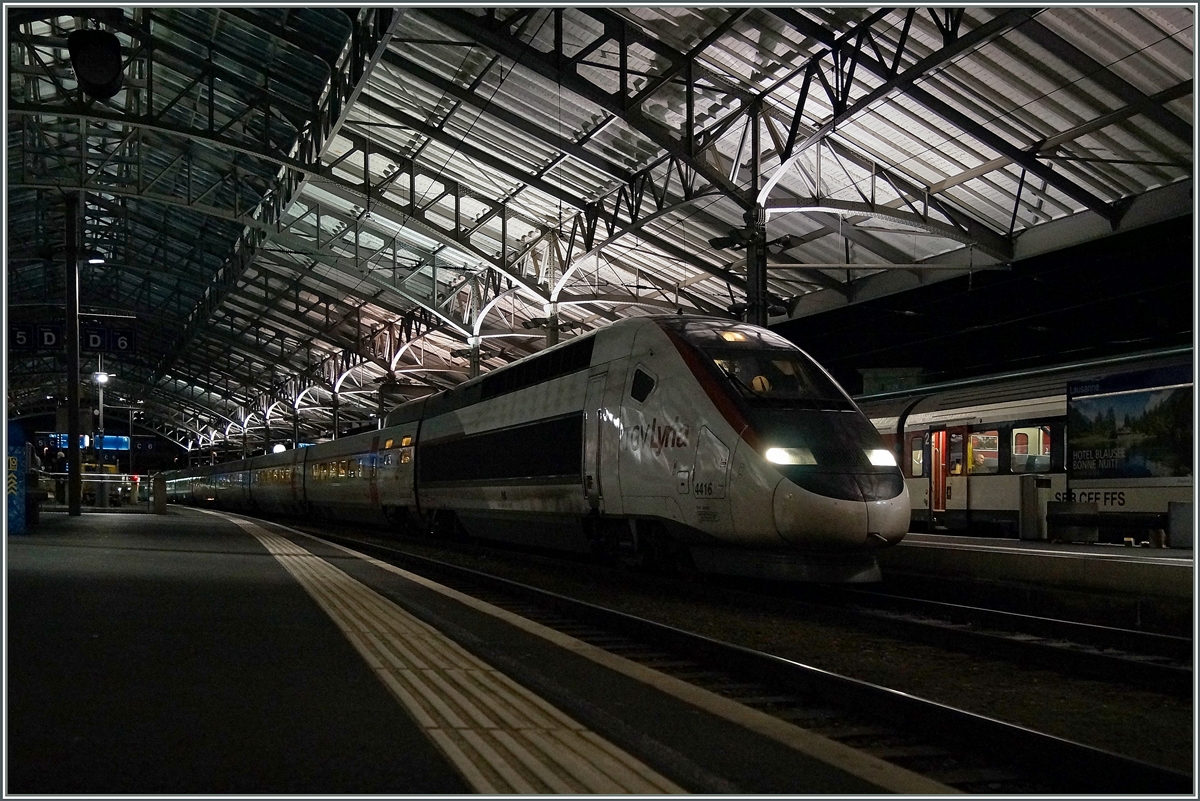TGV Lyria (Abfahrt um 06.24) in Lausanne.
26. Feb. 2014
