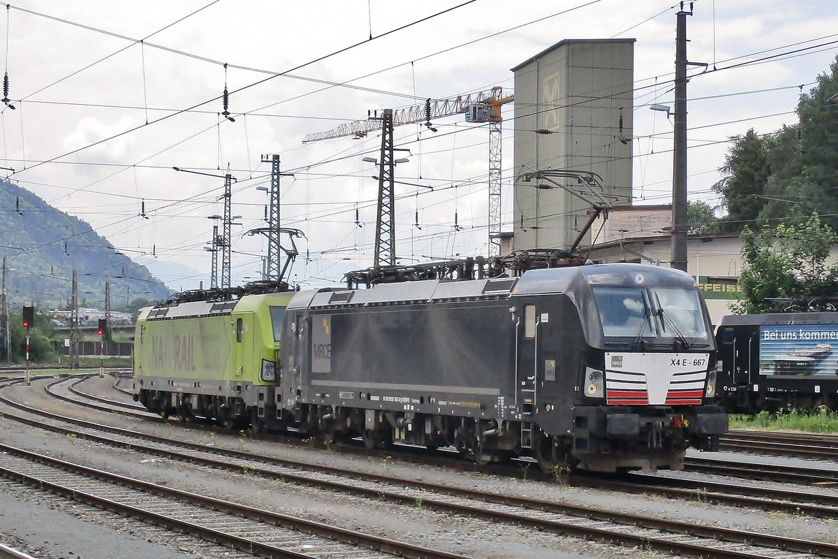 TX Log 193 667 steht am 18 Mai 2018 in Kufstein. 