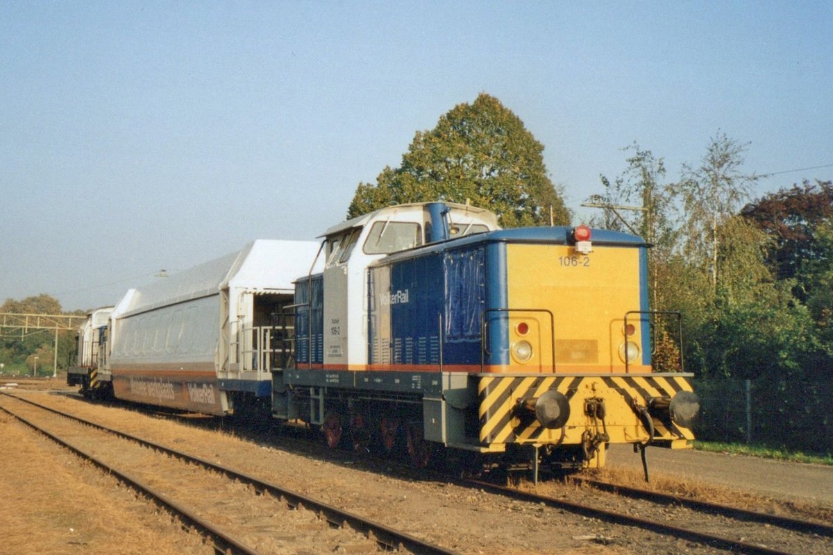 Volker Rail 106-2 steht am 14 Oktober 2006 in Zutphen.