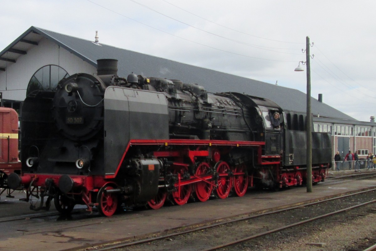 VSM 50 307 steht am 6 September 2015 in Beekbergen.