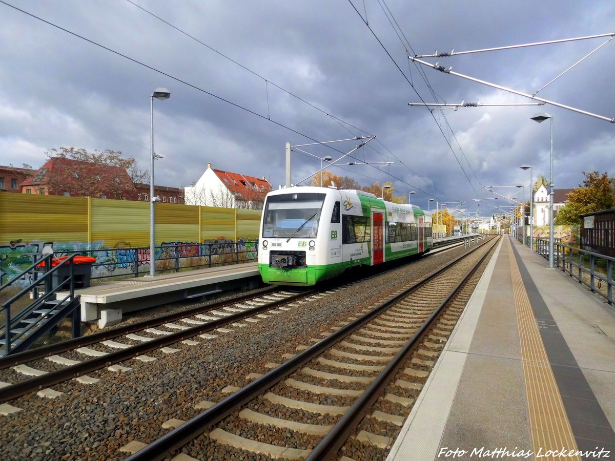 VT 301 der ErfurterBahn (EB) verlsst den Bahnhof Leipzig-Plagwitz in Richtung Gera am 2.11.16