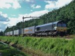 railtraxx/508058/railtraxx-266-118-passiert-am-14 RailTraxx 266 118 passiert am 14 Juli 2016 Tilburg Warande.