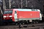 db-schenker-rail-daenemark/482336/eg-3101-brauste-mit-einen-gemischten EG 3101 brauste mit einen gemischten güterzug durch harburg,13.02.16