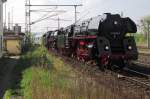 Am 12 April 2014 verlsst Dampfsonderzug mit 01 0509 Pirna.