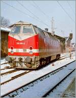 Die DR/DB 229 096-5 in Schwerin. 
Analog Bild.

9. Februar 1996