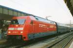 BR 101/381666/am-22-mai-2004-stand-101 Am 22 Mai 2004 stand 101 093 mit CNL nach Hamburg-Altona in Wien West. 