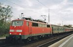 RB aus Venlo mit 111 116 treft am 13 April 2000 in Viersen ein.